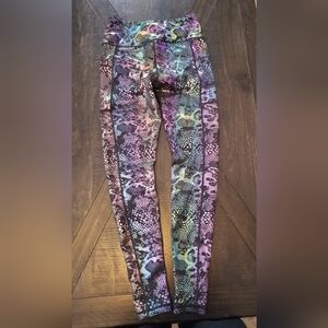 Iridescent Constantly Varied Gear XS Full length Leggings